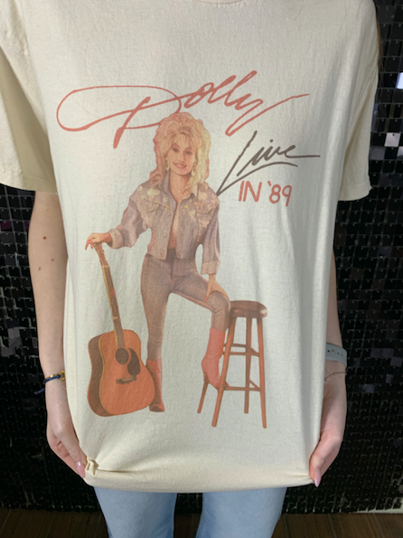 Live in 89 Dolly Graphic