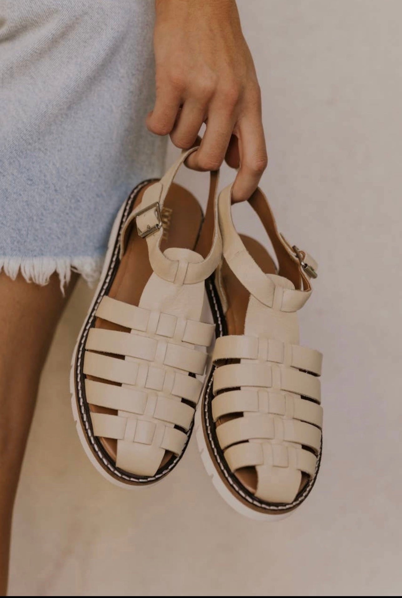 Creamy Strap sandal